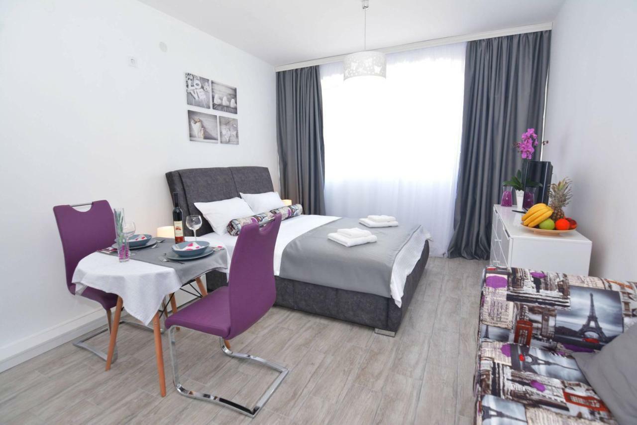 Small Oasis Apartment Tivat Kültér fotó