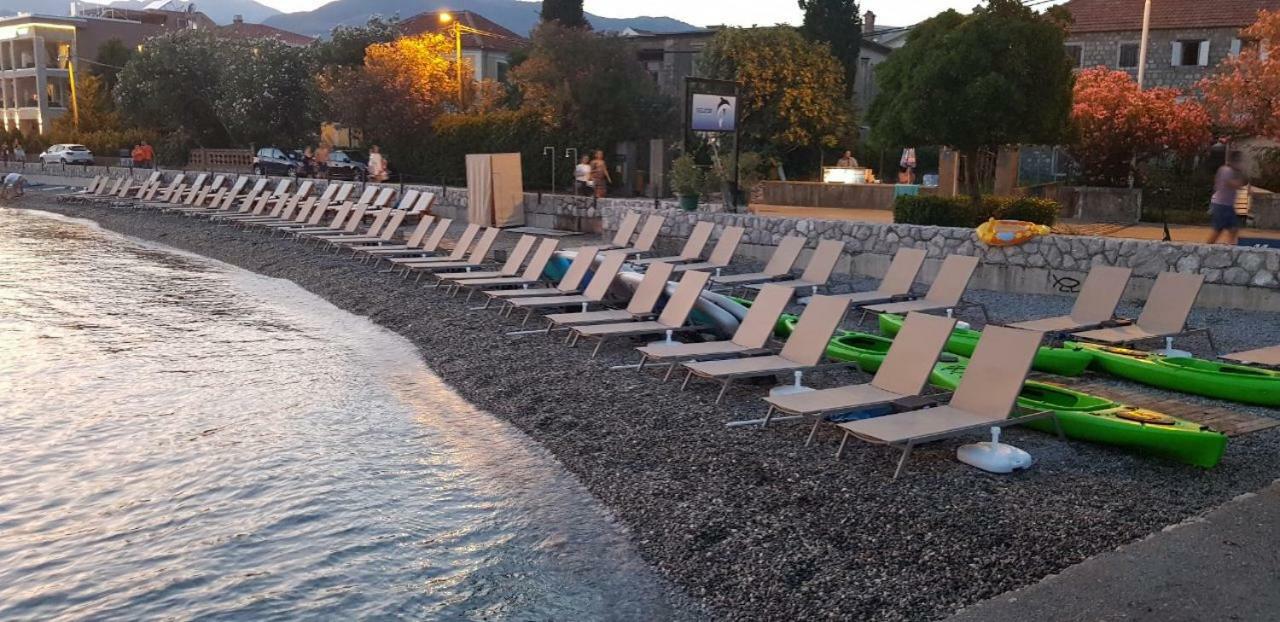 Small Oasis Apartment Tivat Kültér fotó